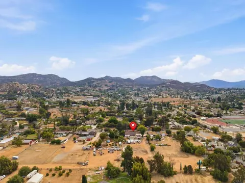 View/Area - 646 El Rancho Dr, El Cajon, CA 92019 photo 9 of 30