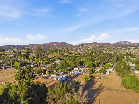 View/Area - 646 El Rancho Dr, El Cajon, CA 92019 photo 29 of 30