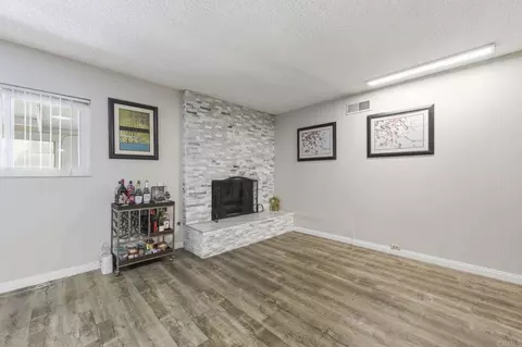 Living - 646 El Rancho Dr, El Cajon, CA 92019 photo 3 of 8
