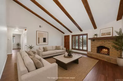 Living - 711 De Luz Rd, Fallbrook, CA 92028 photo 3 of 6
