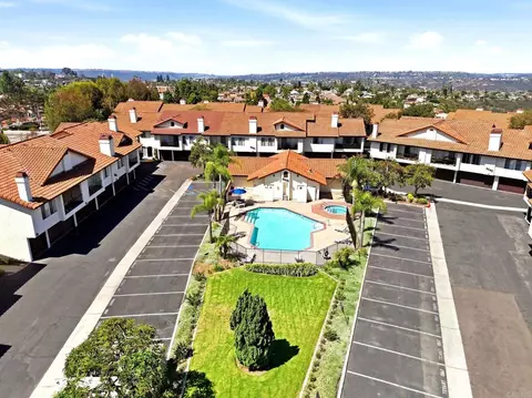 View/Area - 3038 Via Estrada, Carlsbad, CA 92009 photo 5 of 9