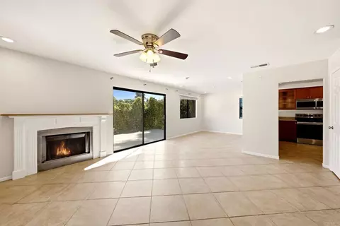 Living - 3038 Via Estrada, Carlsbad, CA 92009 photo 4 of 10