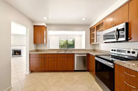 Kitchen - 3038 Via Estrada, Carlsbad, CA 92009 photo 3 of 3