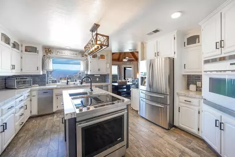 Kitchen - 21012 N Burma Rd, Ramona, CA 92065 photo 3 of 3