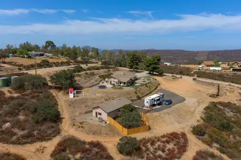 View/Area - 21012 N Burma Rd, Ramona, CA 92065 photo 2 of 11