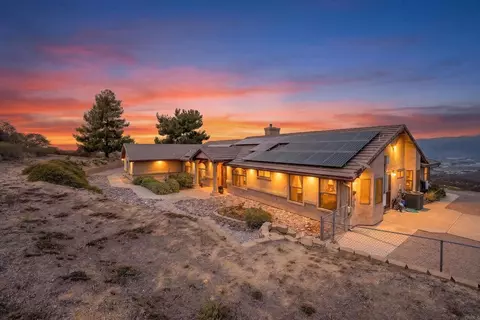 21012 N Burma Rd, Ramona, CA 92065