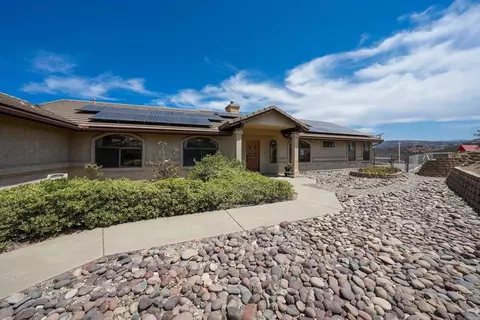 Exterior - 21012 N Burma Rd, Ramona, CA 92065 photo 2 of 8