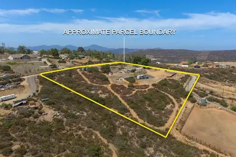 View/Area - 21012 N Burma Rd, Ramona, CA 92065 photo 1 of 11