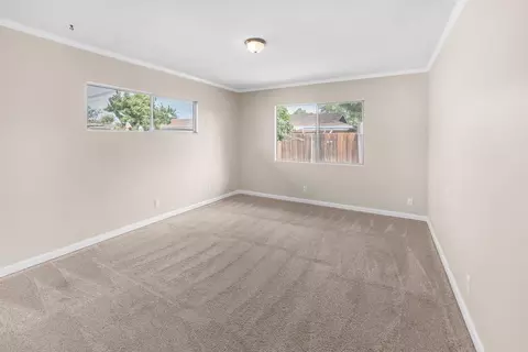Bedroom - 626 E Wright St, Hemet, CA 92543 photo 4 of 6