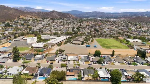 View/Area - 10322 Woodpark Dr, Santee, CA 92071 photo 6 of 6