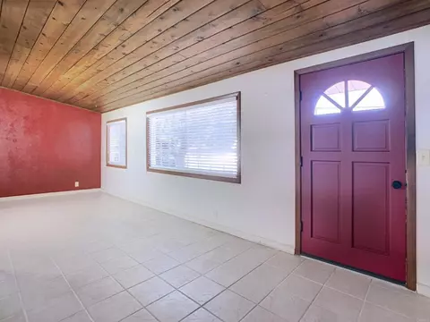 Entry Way - 9161 Emerald Grove Ave, Lakeside, CA 92040 photo 1 of 1