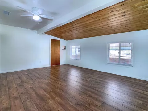 Living - 9161 Emerald Grove Ave, Lakeside, CA 92040 photo 6 of 8