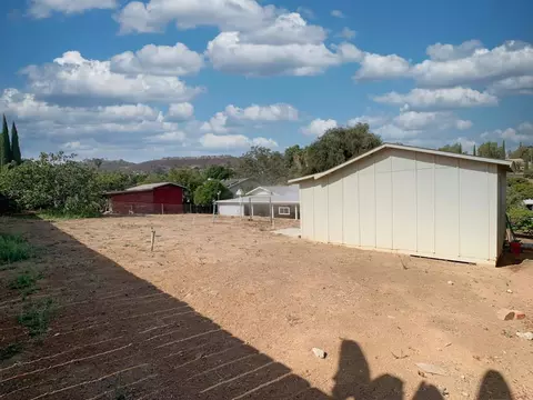 Exterior - 9161 Emerald Grove Ave, Lakeside, CA 92040 photo 8 of 10