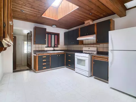 Kitchen - 9161 Emerald Grove Ave, Lakeside, CA 92040 photo 4 of 5