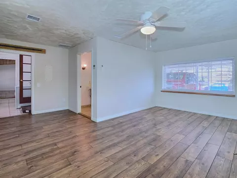 Living - 9161 Emerald Grove Ave, Lakeside, CA 92040 photo 4 of 8