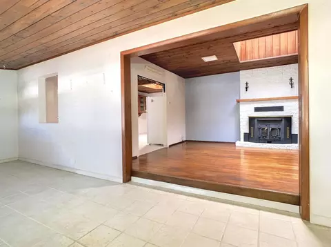 Living - 9161 Emerald Grove Ave, Lakeside, CA 92040 photo 3 of 8