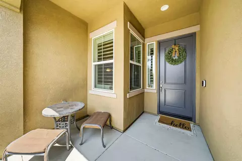 Entry Way - 85720 Molvena Dr, Indio, CA 92203 photo 3 of 3
