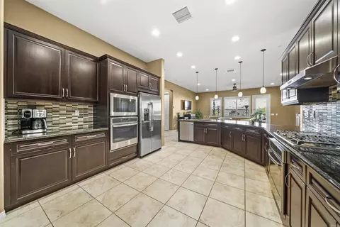 Kitchen - 85720 Molvena Dr, Indio, CA 92203 photo 2 of 7
