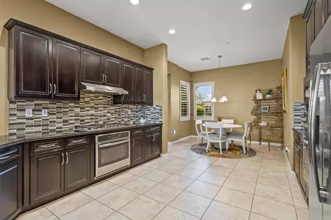 Kitchen - 85720 Molvena Dr, Indio, CA 92203 photo 7 of 7