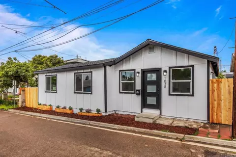 Exterior - 1038 Delaware St, Imperial Beach, CA 91932 photo 4 of 9