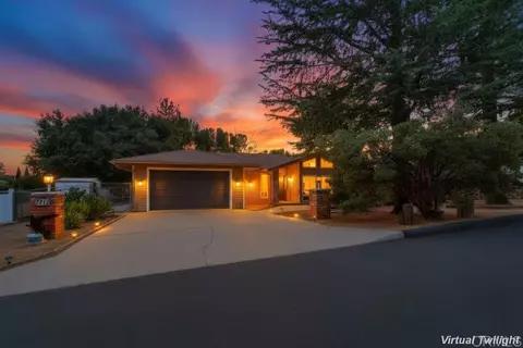 7712 Calle De La Fiesta, Pine Valley, CA 91962