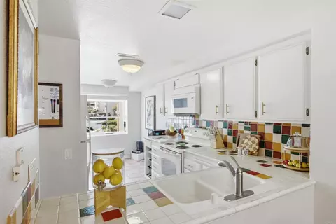 Kitchen - 5715 Baltimore Dr #83, La Mesa, CA 91942 photo 4 of 4