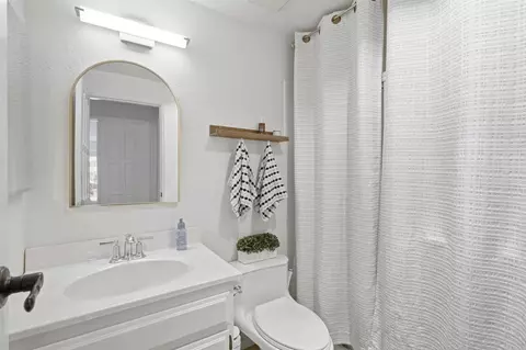 Bath - 5715 Baltimore Dr #83, La Mesa, CA 91942 photo 2 of 4