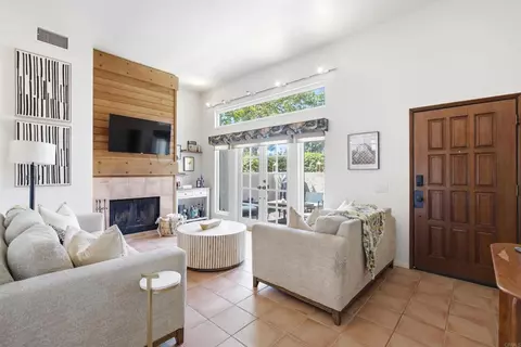 Living - 5715 Baltimore Dr #83, La Mesa, CA 91942 photo 3 of 4