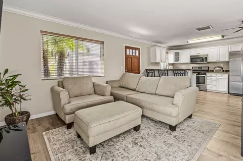 Living - 8980 Lamar St #18, Spring Valley, CA 91977 photo 2 of 2