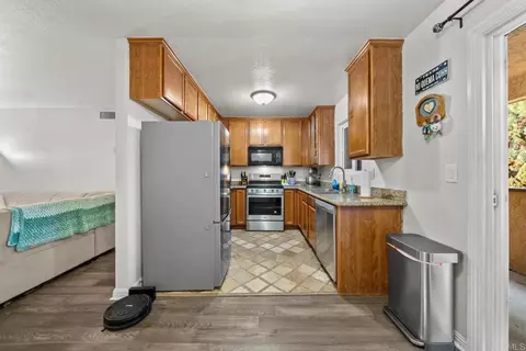 Kitchen - 513 Calle Montecito #64, Oceanside, CA 92057 photo 3 of 3