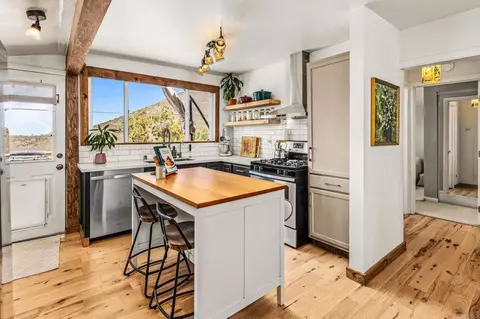 Kitchen - 14212 Myrtle St, Jamul, CA 91935 photo 3 of 4
