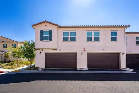 Exterior - 10353 Graphite St, Spring Valley, CA 91977 photo 3 of 5