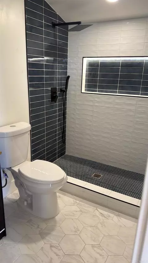 Bath - 1477 Montgomery Dr, Vista, CA 92084 photo 5 of 7