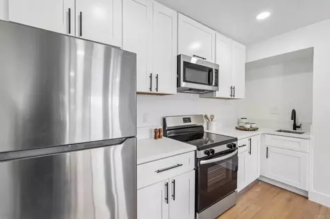 Kitchen - 1477 Montgomery Dr, Vista, CA 92084 photo 4 of 6