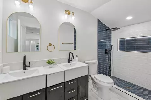 Bath - 1477 Montgomery Dr, Vista, CA 92084 photo 2 of 3