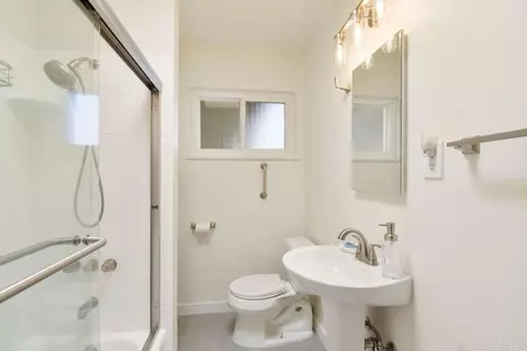 Bath - 228 Joyce St, El Cajon, CA 92020 photo 3 of 3