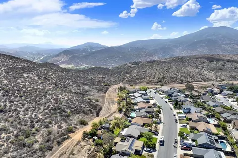 View/Area - 2415 Trace, Spring Valley, CA 91978 photo 7 of 7
