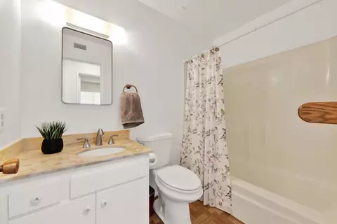 Bath - 2415 Trace, Spring Valley, CA 91978 photo 1 of 5