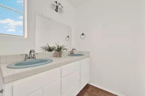 Bath - 2415 Trace, Spring Valley, CA 91978 photo 3 of 5