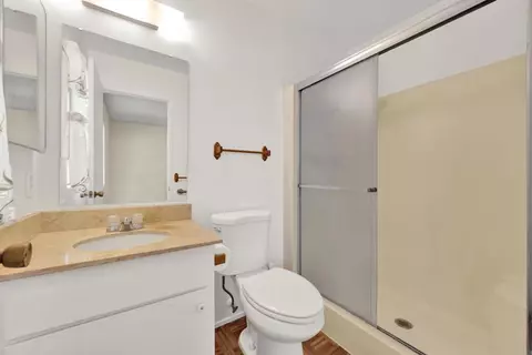 Bath - 2415 Trace, Spring Valley, CA 91978 photo 2 of 5