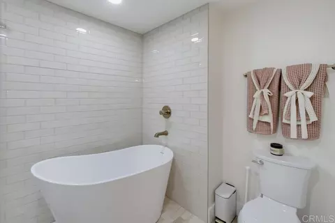 Bath - 9728 Marilla Dr #106, Lakeside, CA 92040 photo 6 of 7