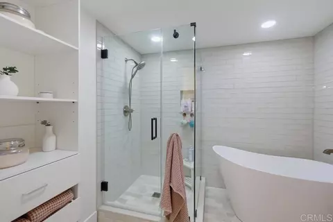 Bath - 9728 Marilla Dr #106, Lakeside, CA 92040 photo 5 of 7