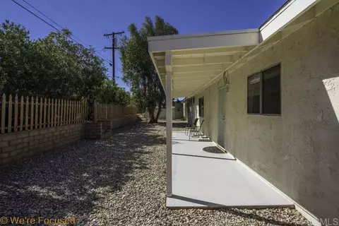 Exterior - 61647 El Reposo St, Joshua Tree, CA 92252 photo 7 of 10