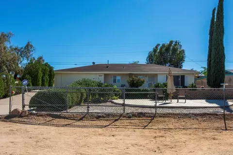 Exterior - 61647 El Reposo St, Joshua Tree, CA 92252 photo 2 of 10