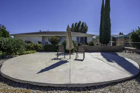 Exterior - 61647 El Reposo St, Joshua Tree, CA 92252 photo 3 of 10