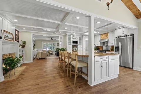 Kitchen - 4568 Shade Rd, La Mesa, CA 91941 photo 2 of 5