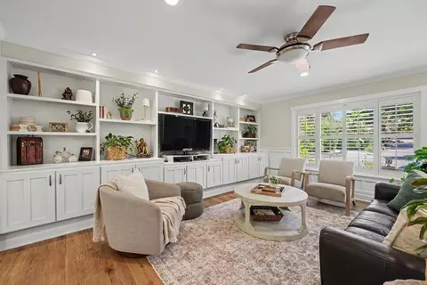 Living - 4568 Shade Rd, La Mesa, CA 91941 photo 2 of 4