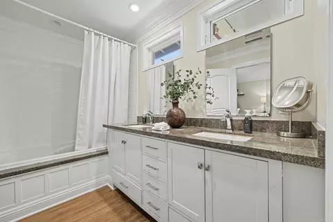 Bath - 4568 Shade Rd, La Mesa, CA 91941 photo 1 of 5