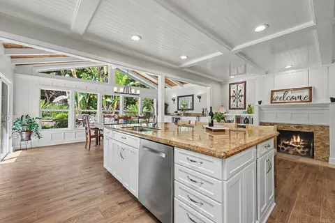 Kitchen - 4568 Shade Rd, La Mesa, CA 91941 photo 5 of 5