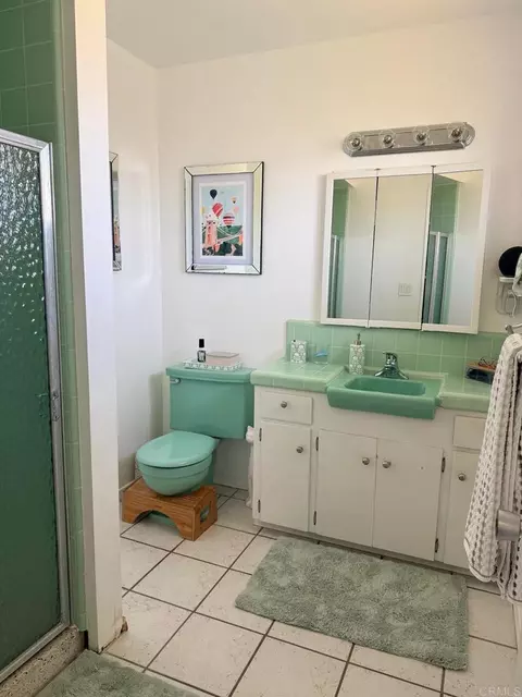 Bath - 10032 Cristobal Dr, Spring Valley, CA 91977 photo 1 of 2